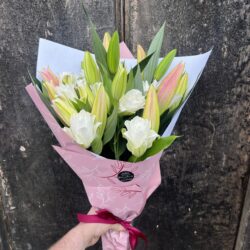 Premium Pink & White Lilly Mix