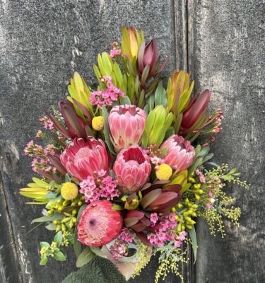 Seasonal Native Rustic Arrangement Large