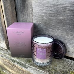 *Le Desire Oud Musk Candle