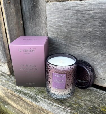 *Le Desire Oud Musk Candle