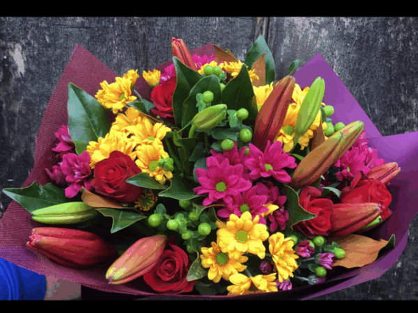 Bright and Cheerful Bouquet - Image 2