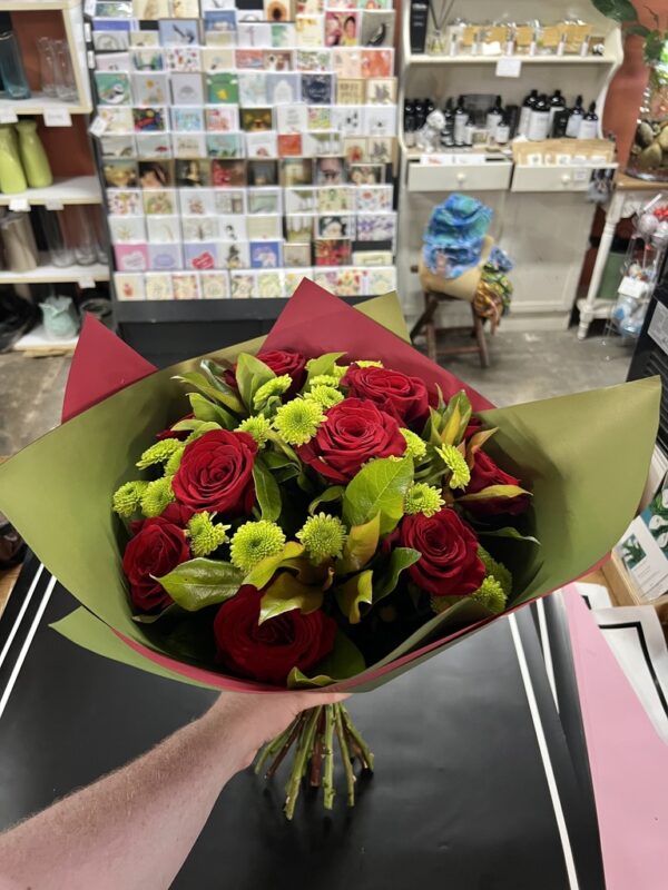 Large Premium Rose Posy 'Vibrant'