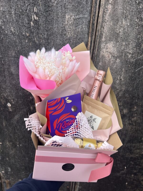 Dried Flower Hamper - Image 2