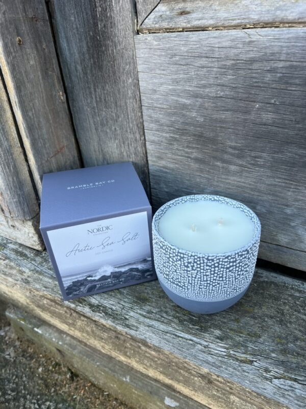 Bramble Bay Candle (Arctic Sea Salt)